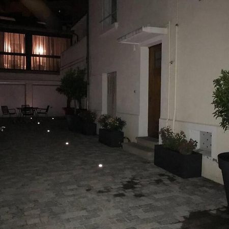 Ferienwohnung Rare Petit Cocon F1 Calme Possibilite Jacuzzi Hammam En Sus Chamalières Exterior foto