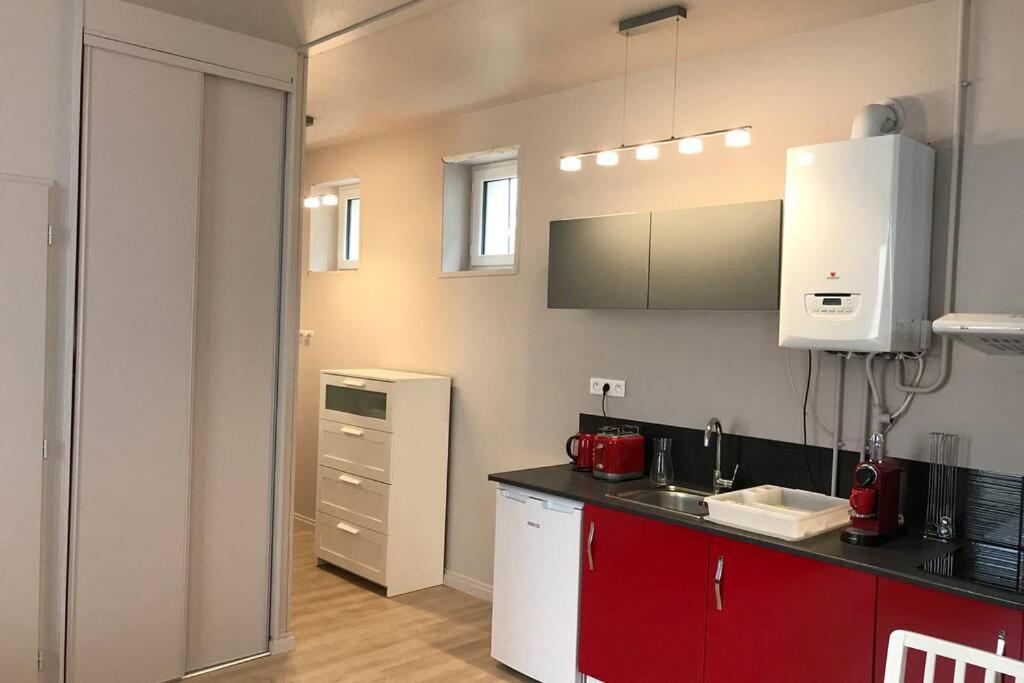 Ferienwohnung Rare Petit Cocon F1 Calme Possibilite Jacuzzi Hammam En Sus Chamalières Exterior foto